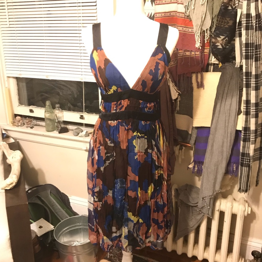 Beautiful French connection dress w/ ribbon straps